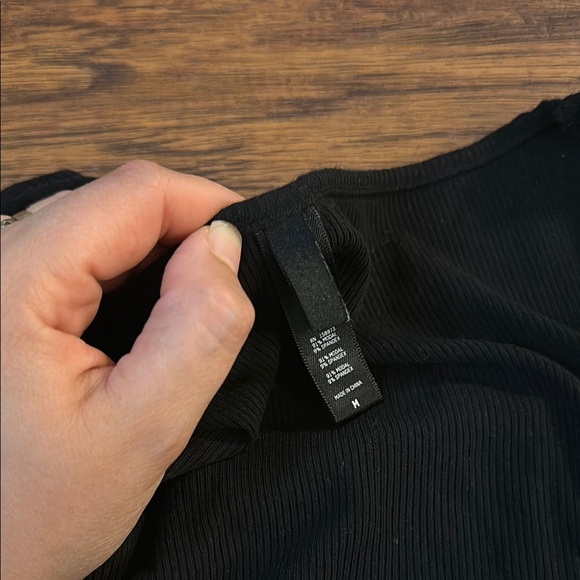 Skims viral black long sleeve dress - Picture 2 of 3